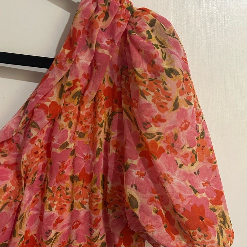 Astr Pink and Orange One-Shoulder Dress - Picture 2 of 3
